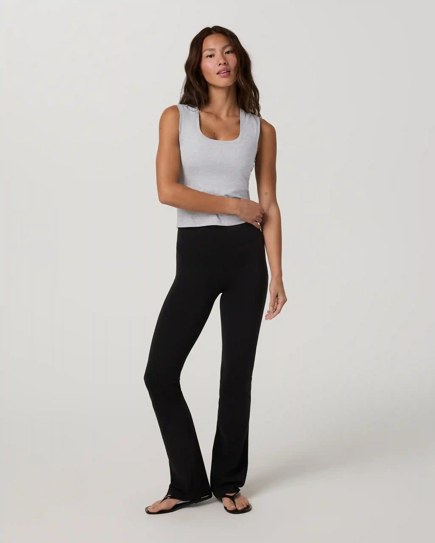 Halo Essential Scoop Tank