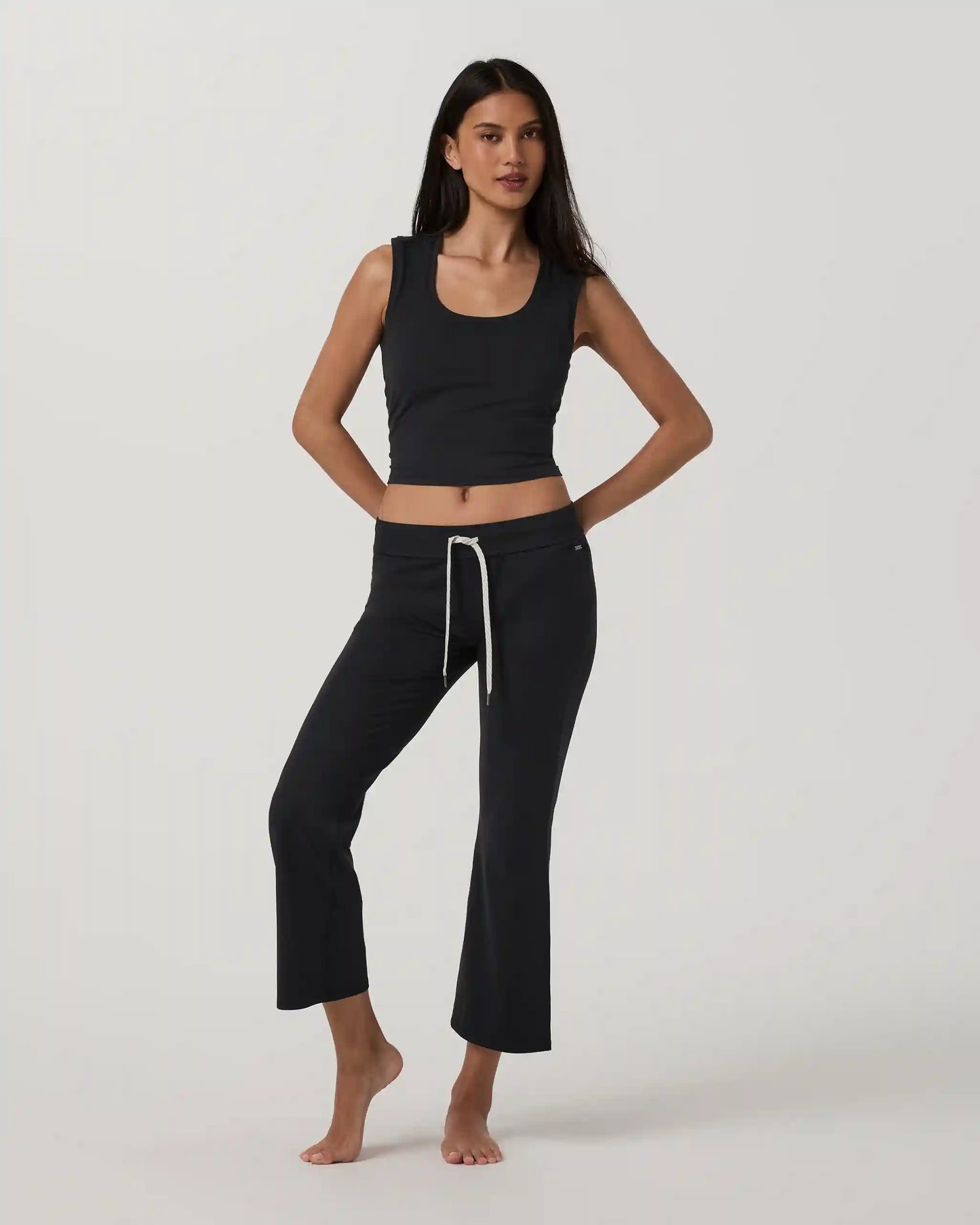 Halo Slim Flare Ankle Pant