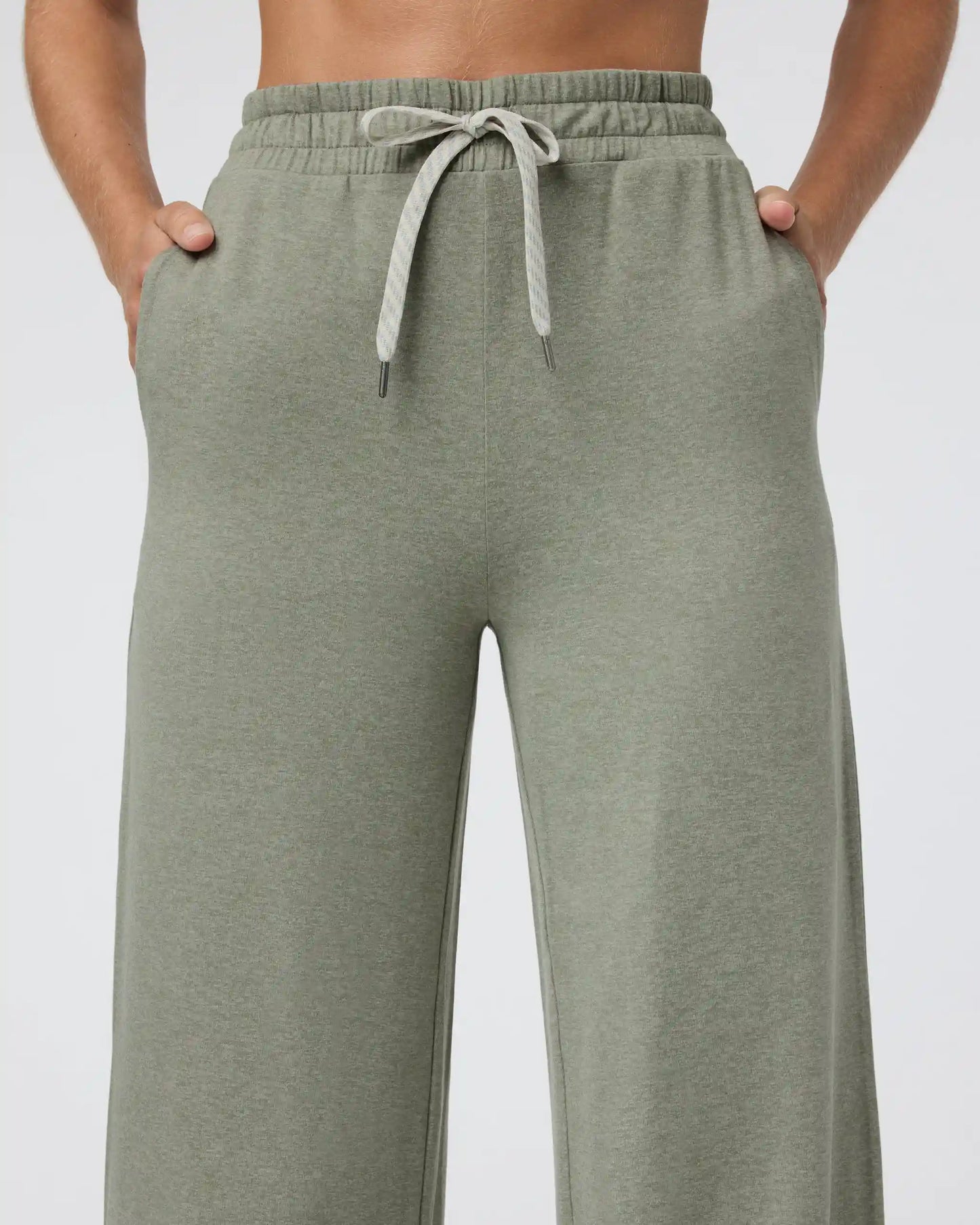 Halo Essential Wideleg Pant