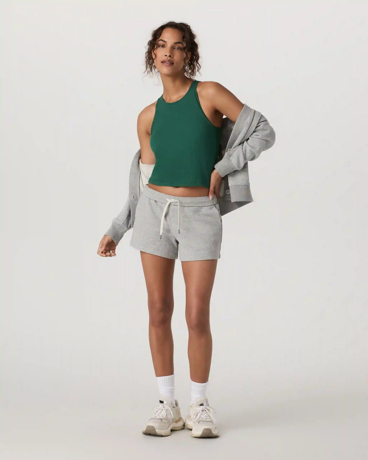 Pose Plyo Tank