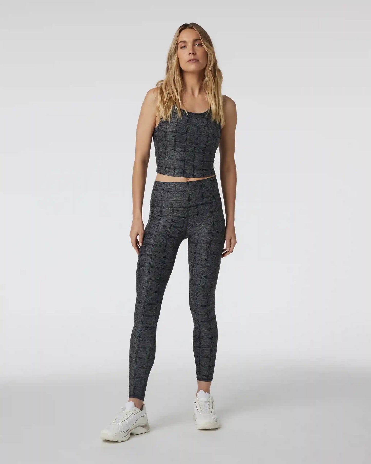 Clean Elevation Legging