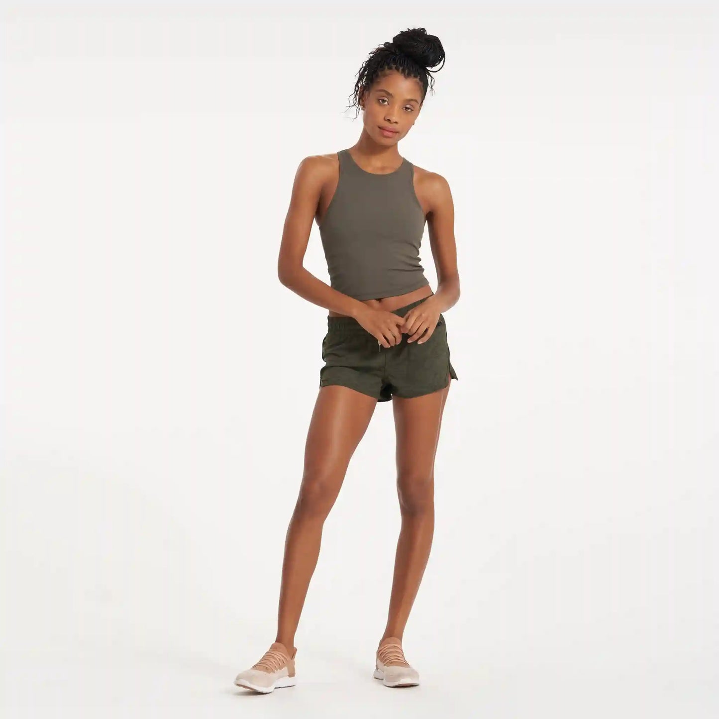 Pose Plyo Tank