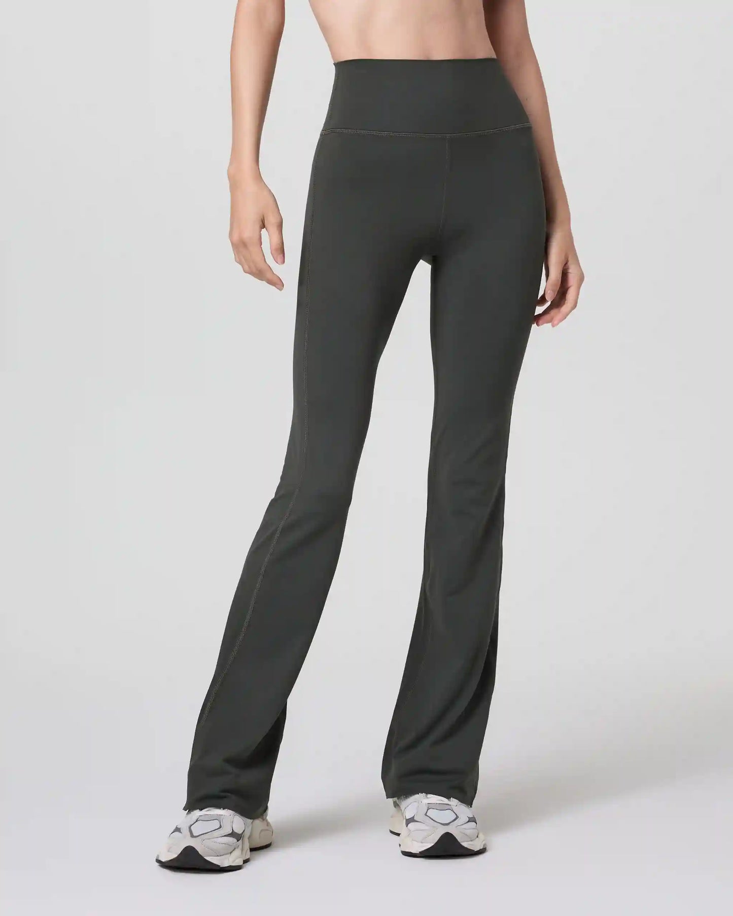 Halo Slim Flare Pant