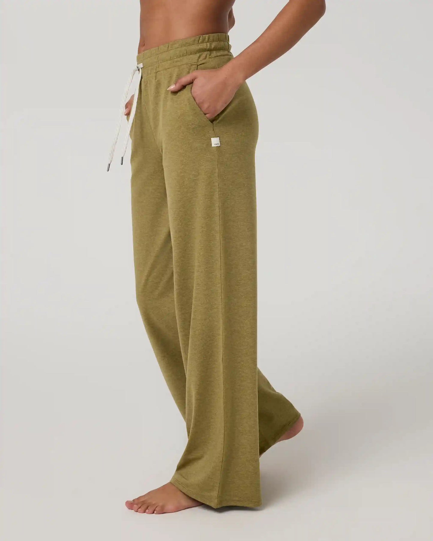 Halo Essential Wideleg Pant