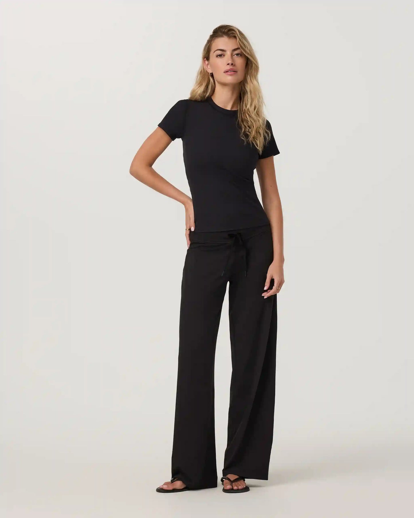 Pose Fitted Tee Long