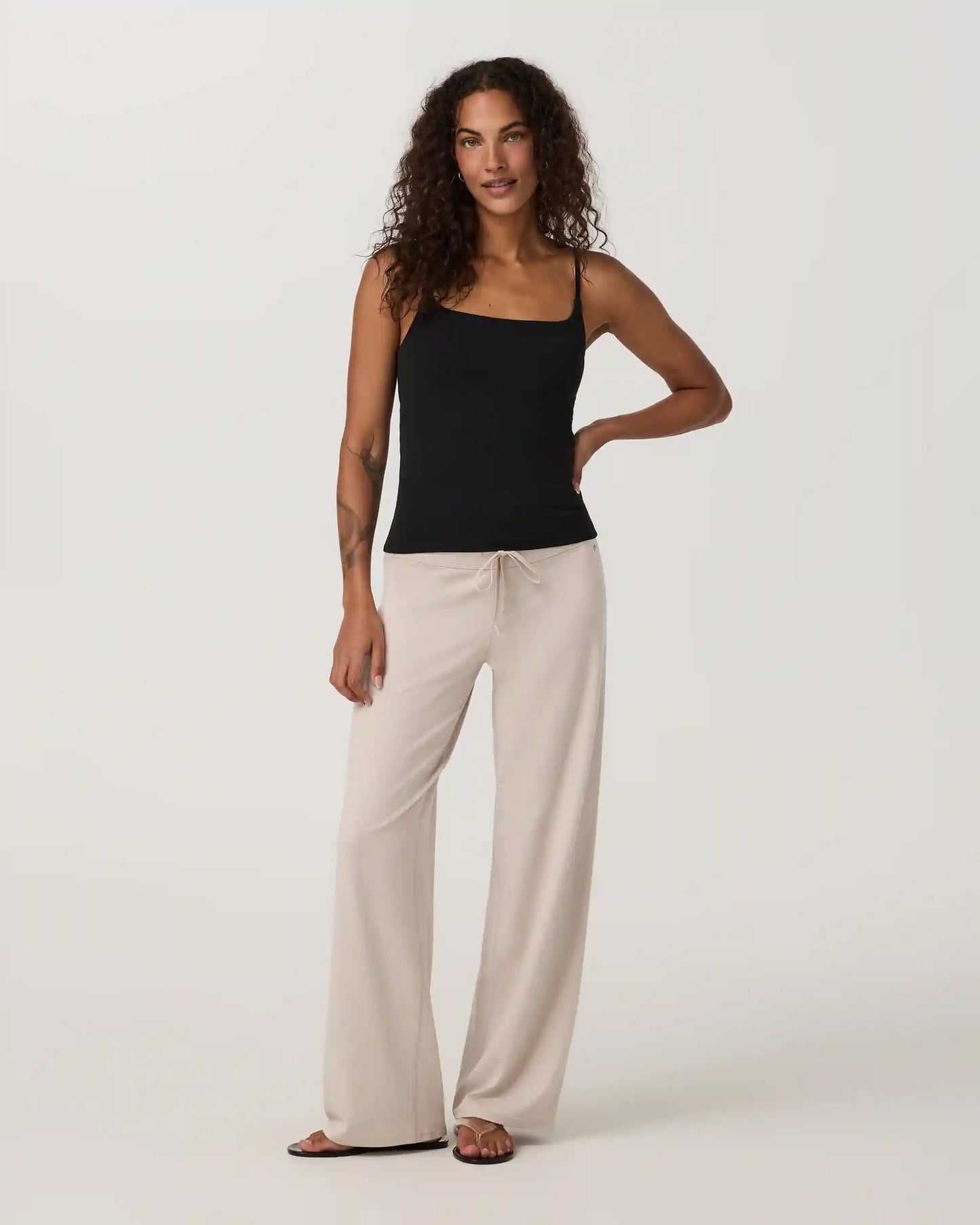 Vuori AllTheFeels™ Cami Long