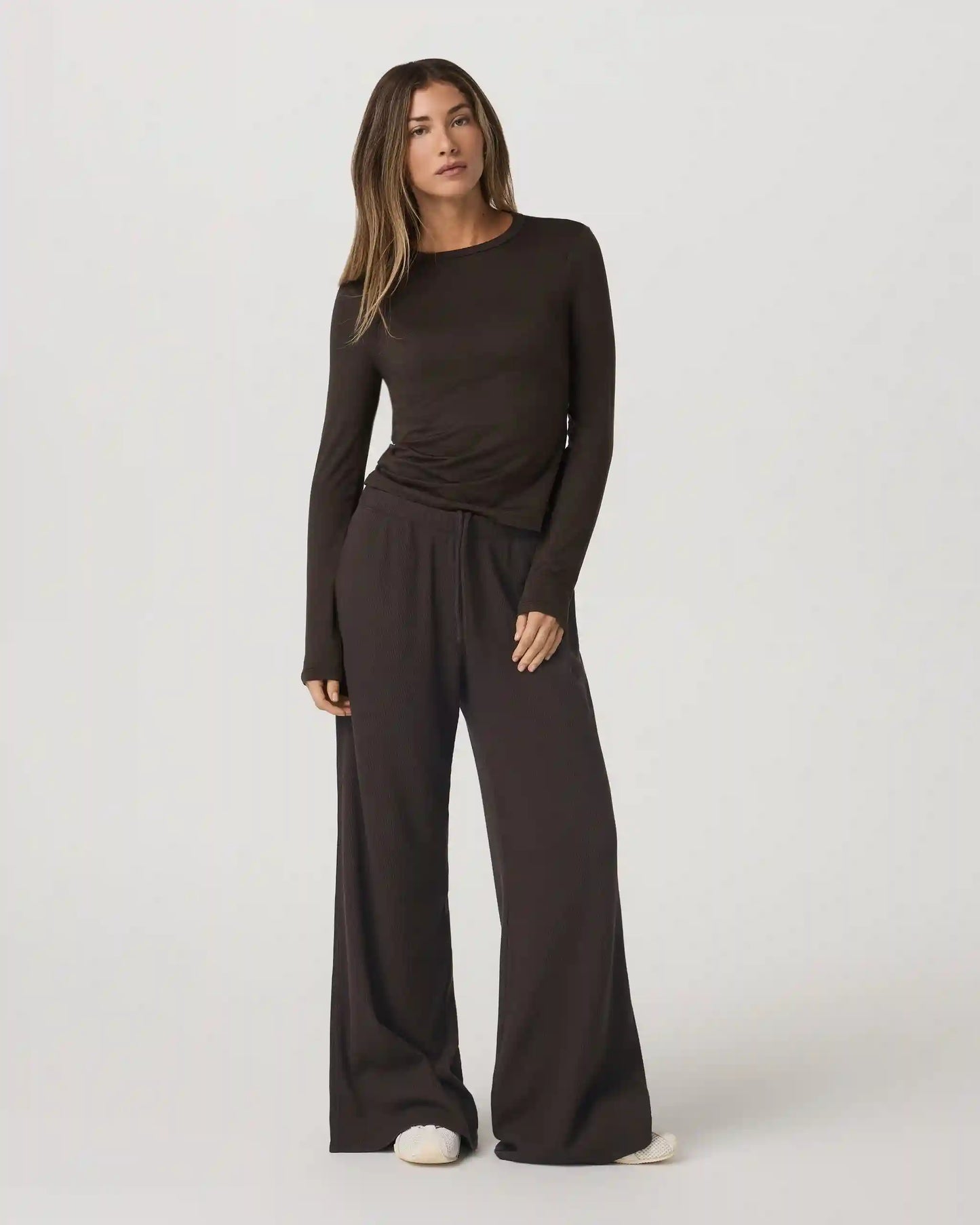 Long Sleeve Halo Essential Crew Tee