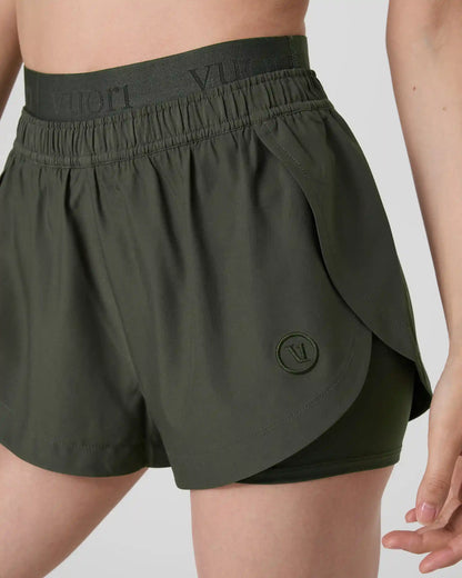 Luna Short 2"