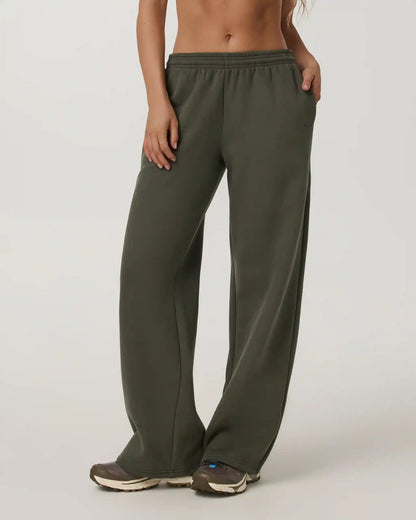 Restore Straight Leg Sweatpant - Short