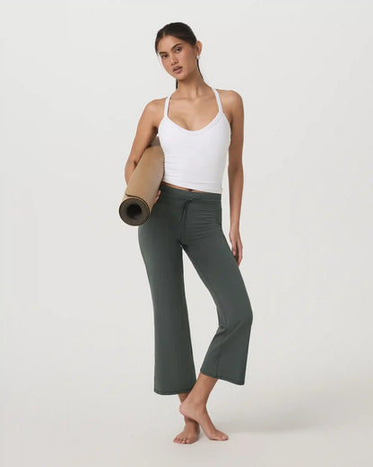 Vuori AllTheForm™ V Neck Tank