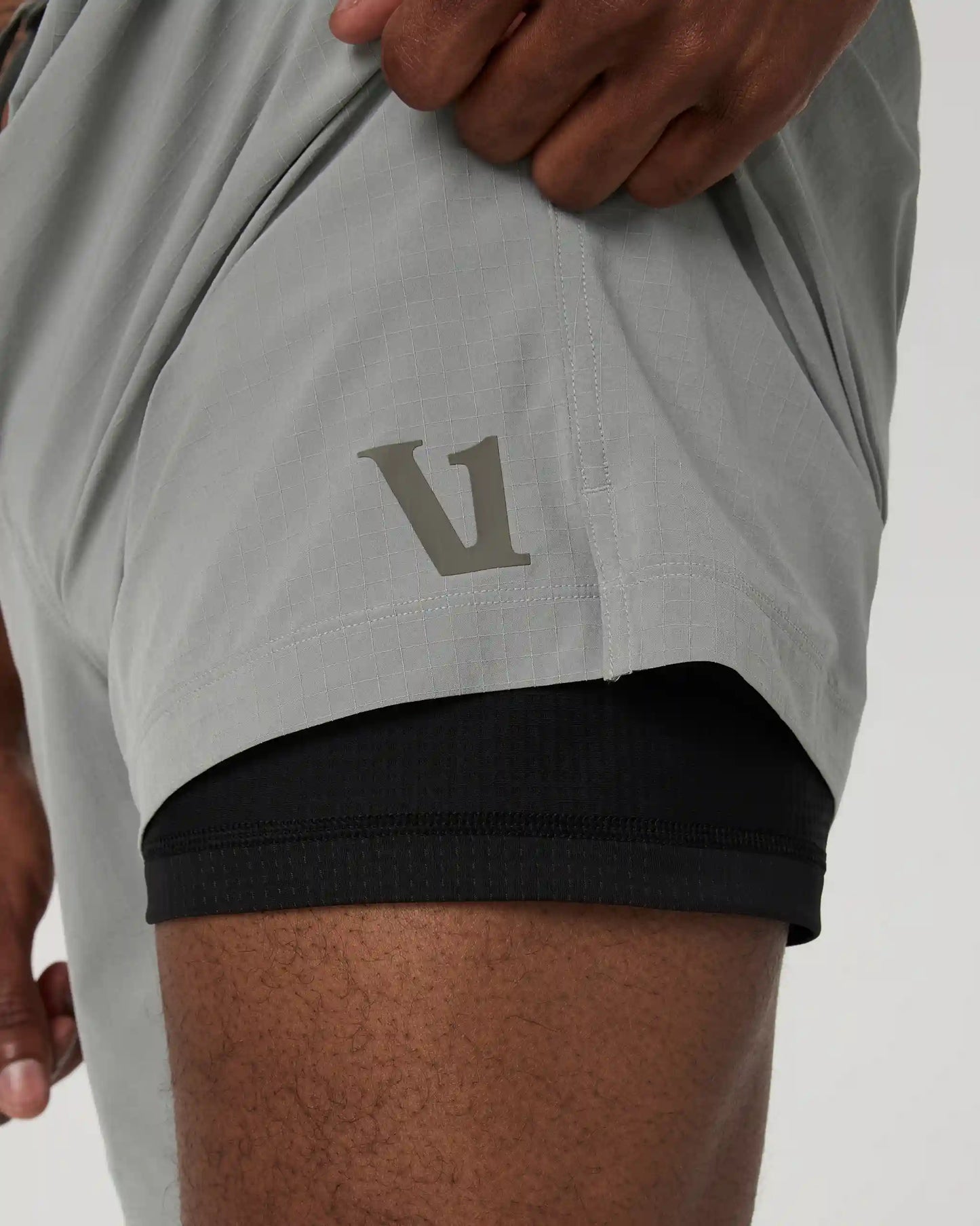 Vuori HardKore Short Lined 7"
