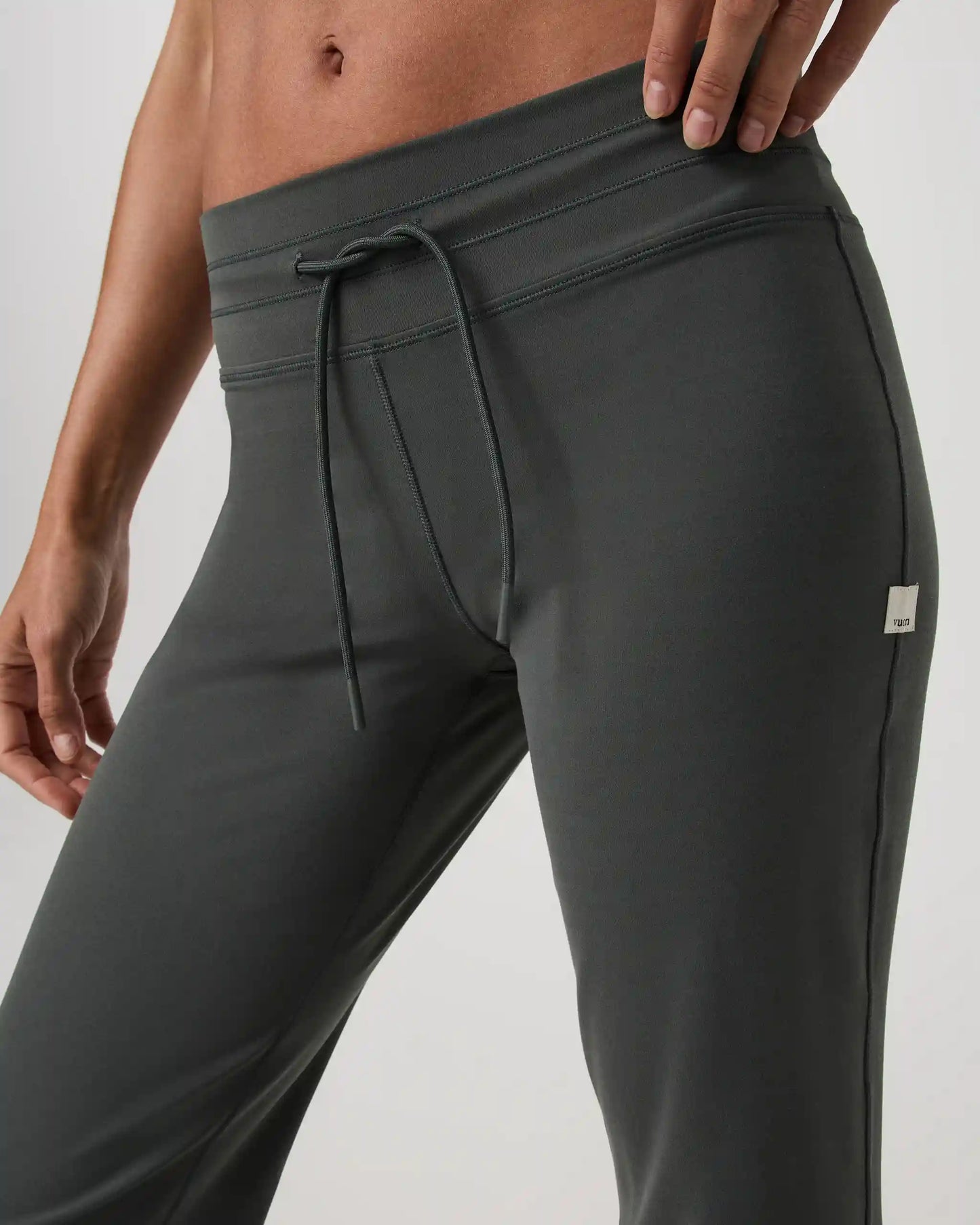Daily Form Ankle Pant