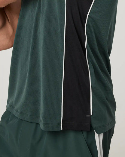 Sleeveless Strato Breathe Tank
