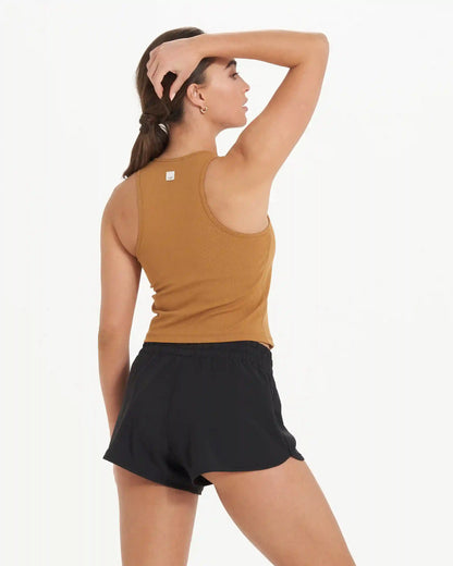 Pose Plyo Tank
