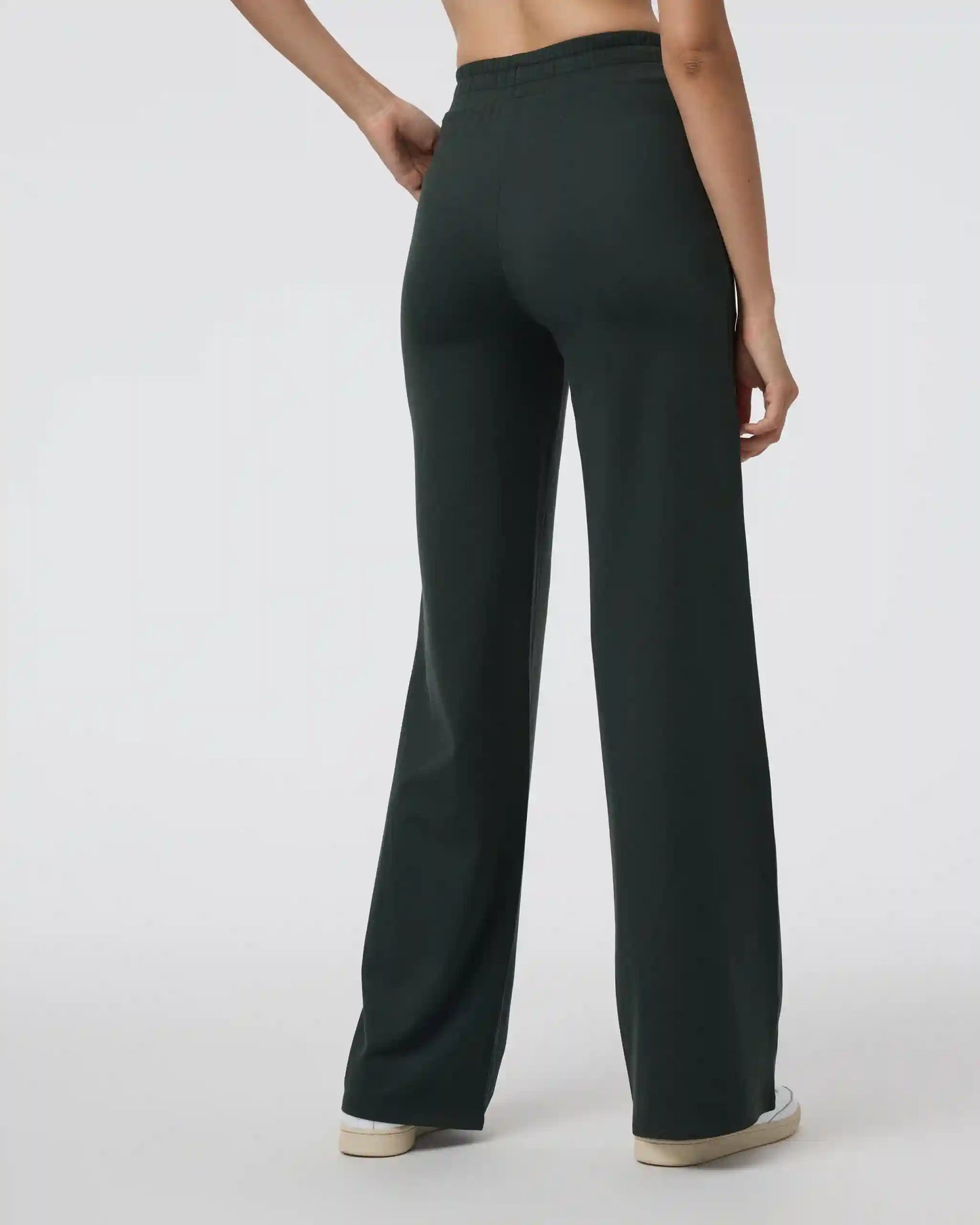 Halo Essential Wideleg Pant
