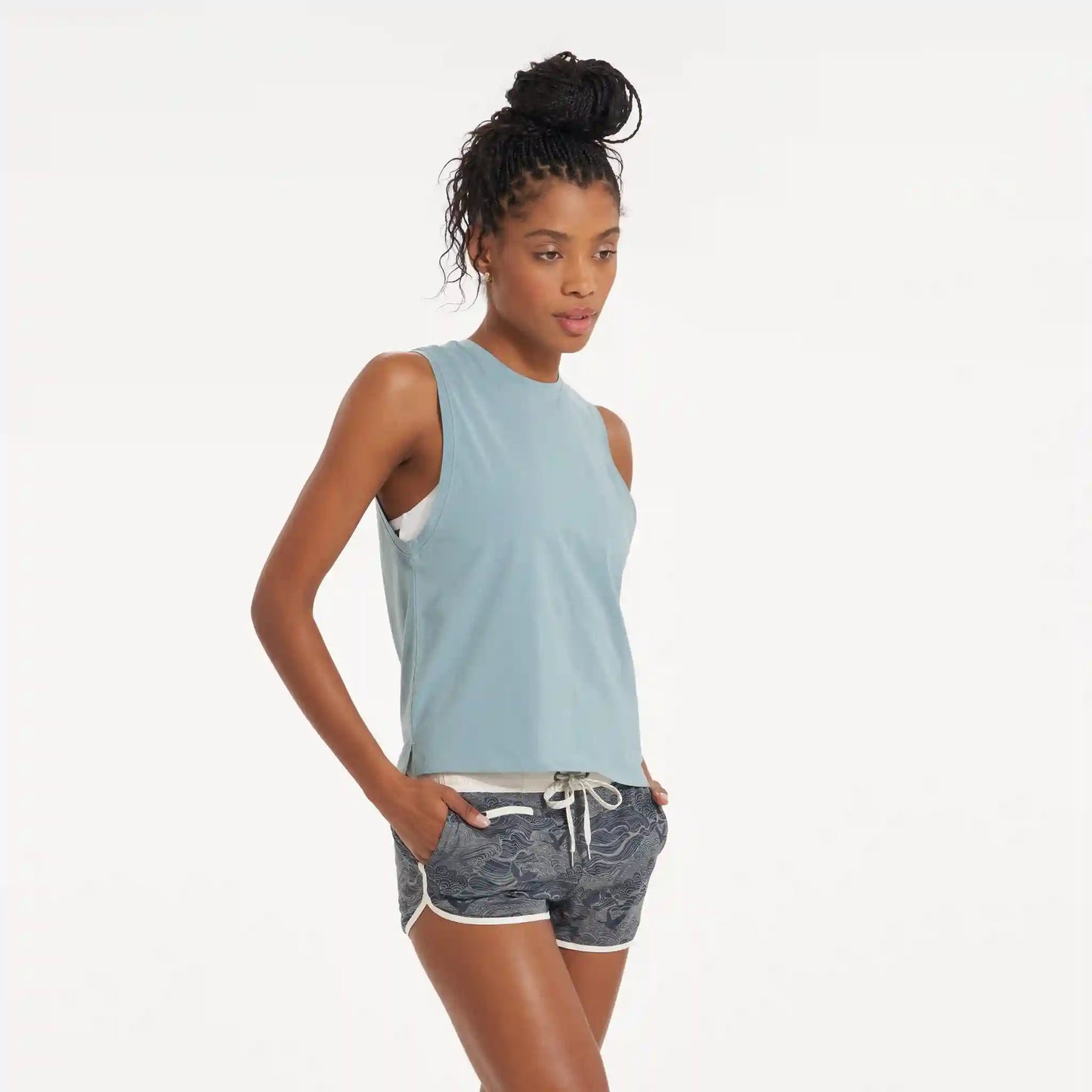 Feather Tank