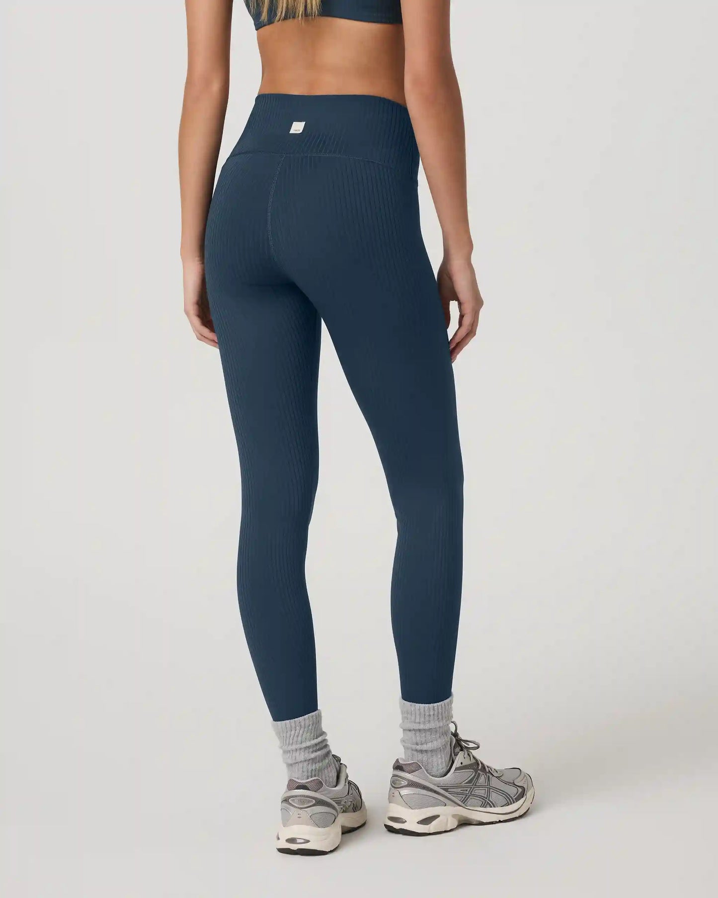 Inversion Rib Legging