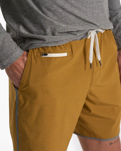 Banks Short Unlined 7"
