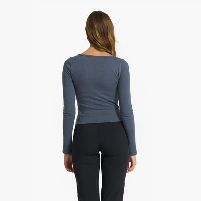 Long-Sleeve Sunrise Square Neck