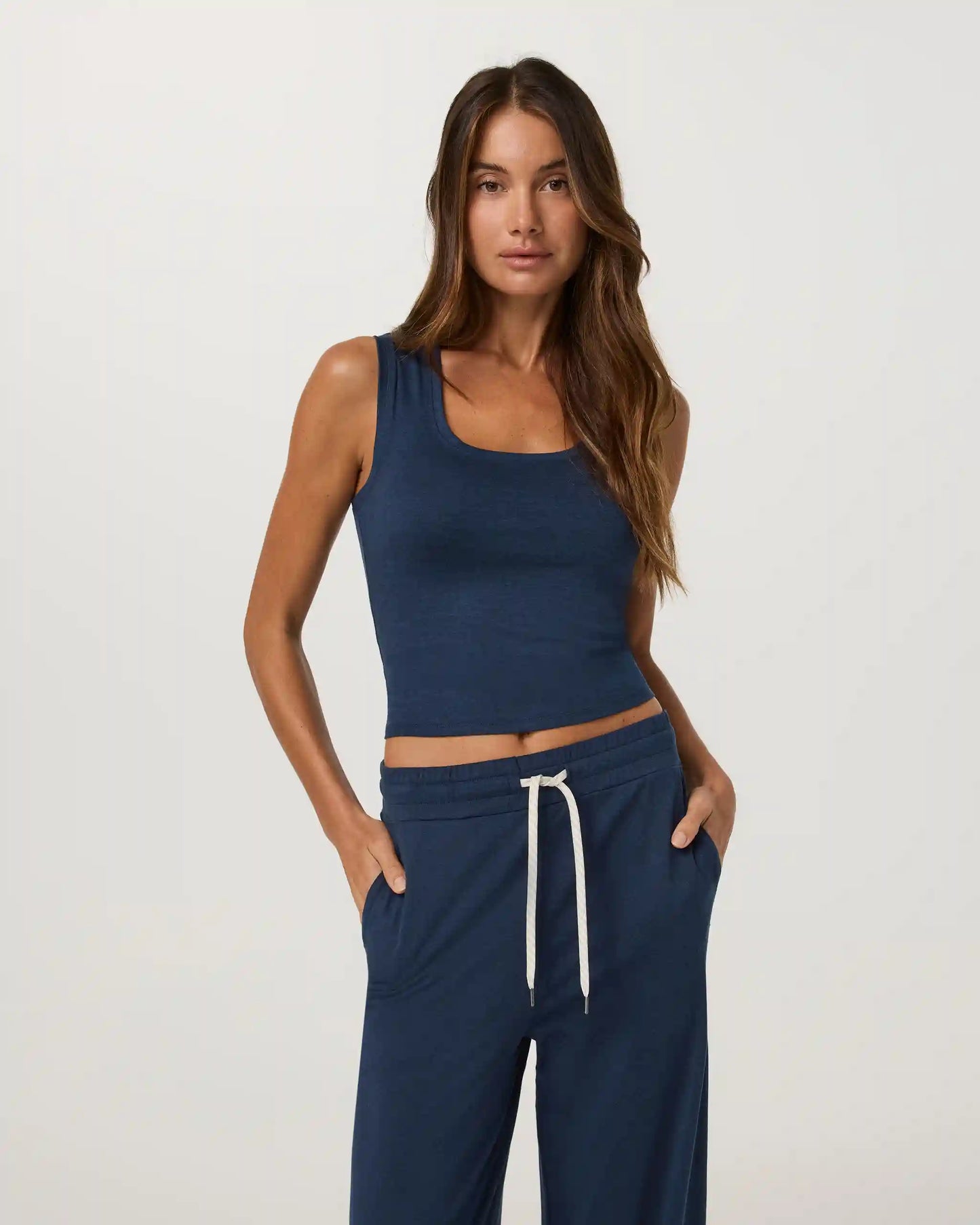 Halo Essential Scoop Tank