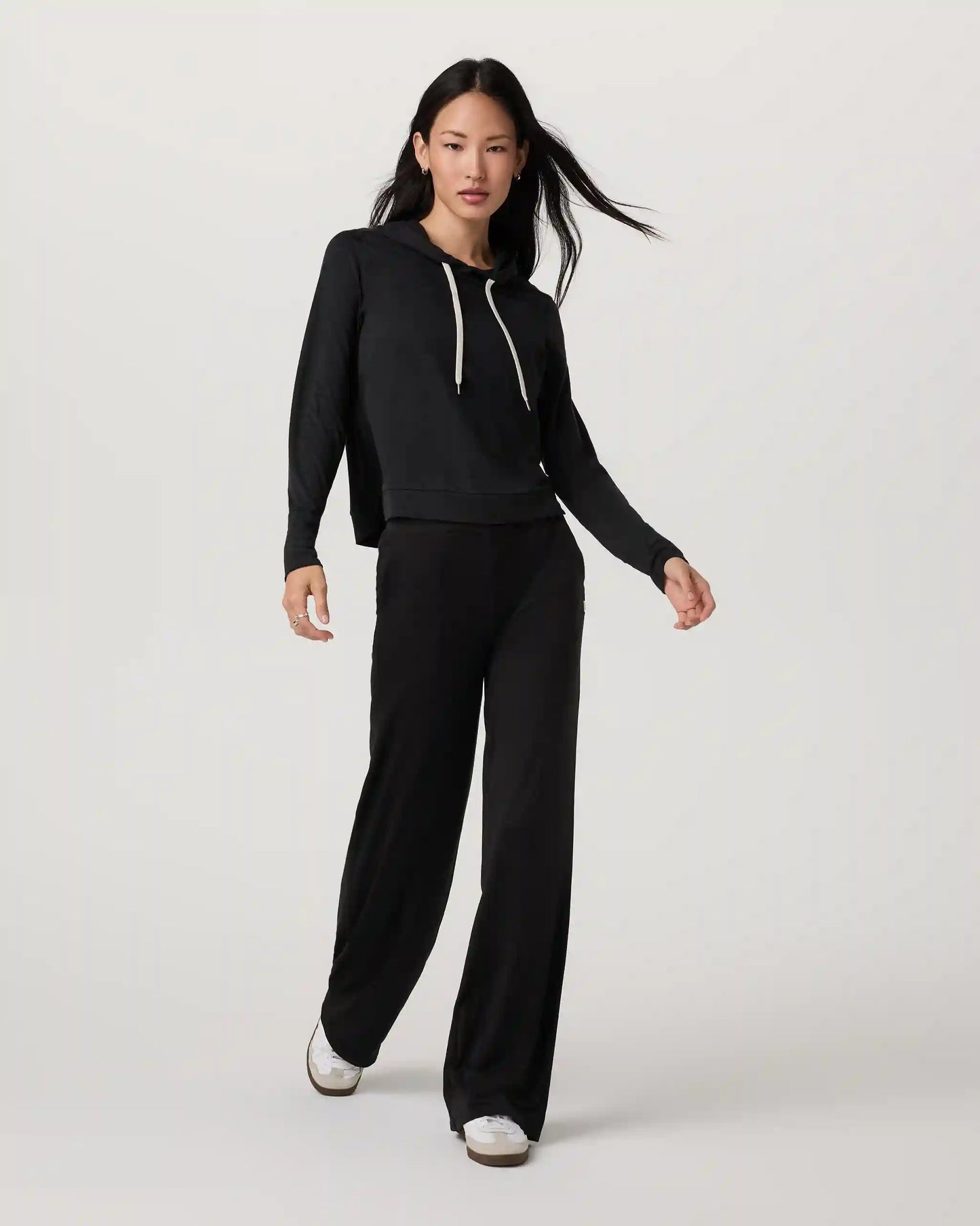 Halo Essential Hoodie