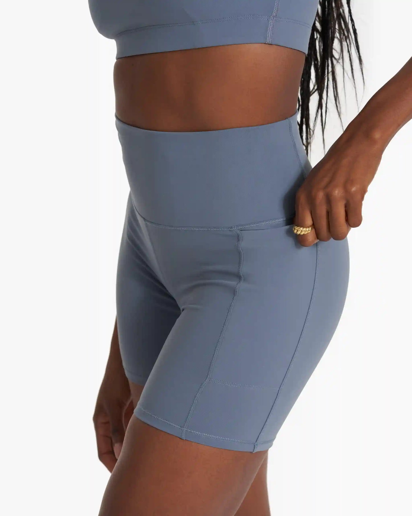 Studio Pocket Short