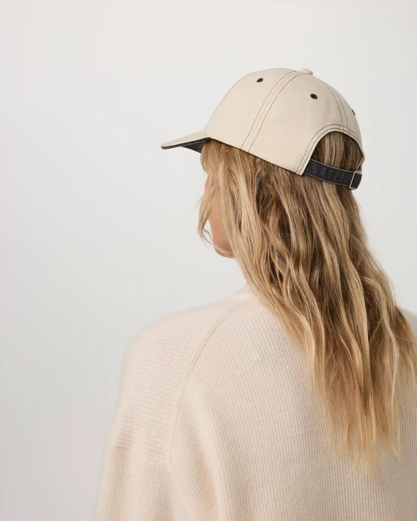 Contrast Stitch Hat