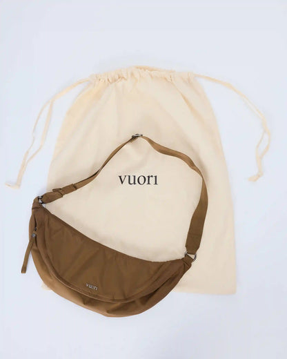 Vuori Arden Crescent Sling