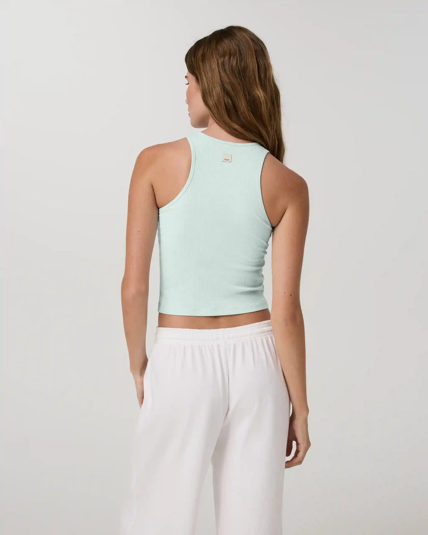 Pose Plyo Tank