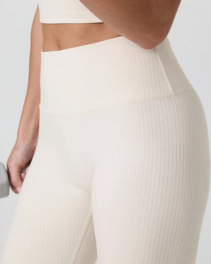 Inversion Rib Legging