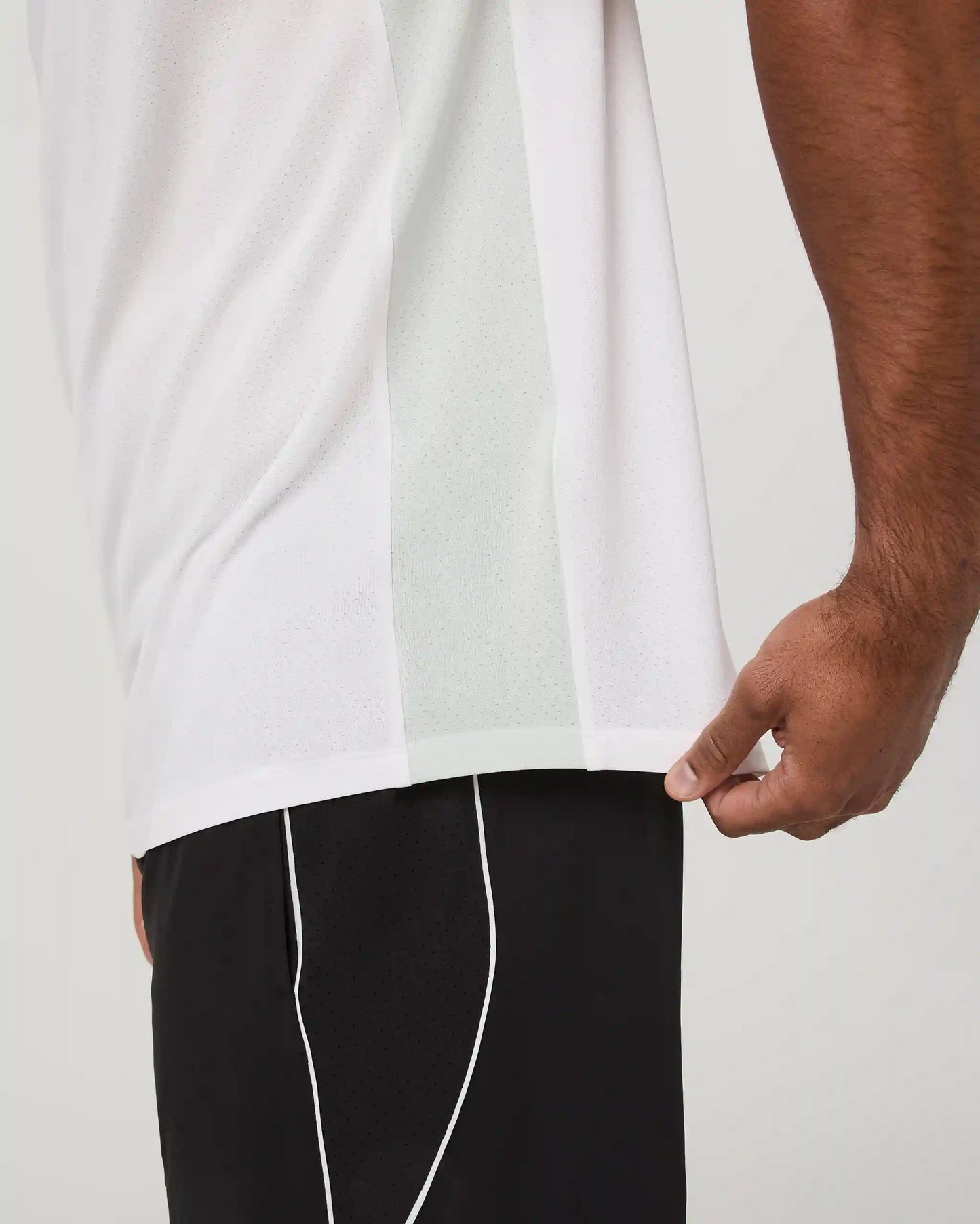 Sleeveless Viewpoint Muscle Tank 2.0