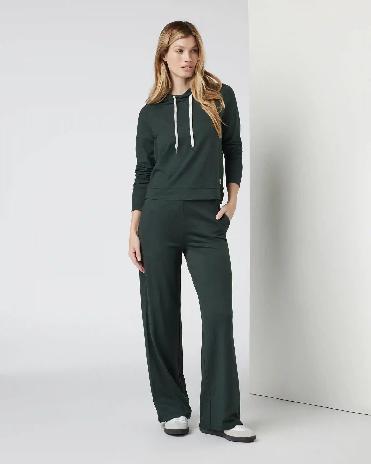 Halo Essential Wideleg Pant - Short