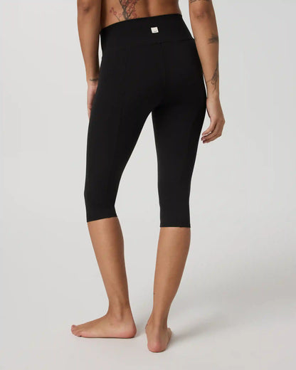 Vuori AllTheFeels™ Shirred Crop