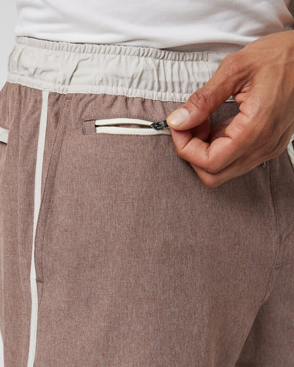 Banks Short Unlined 7"