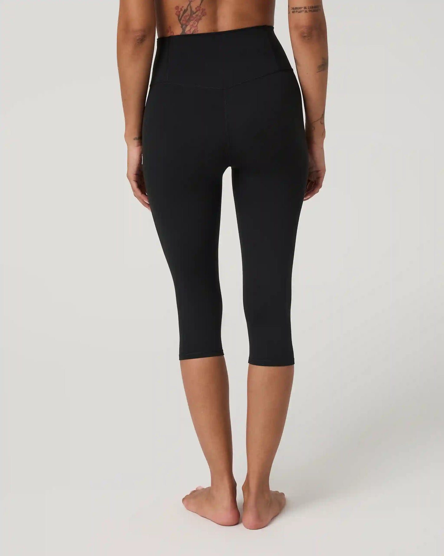 Vuori AllTheFeels™ Crop Legging