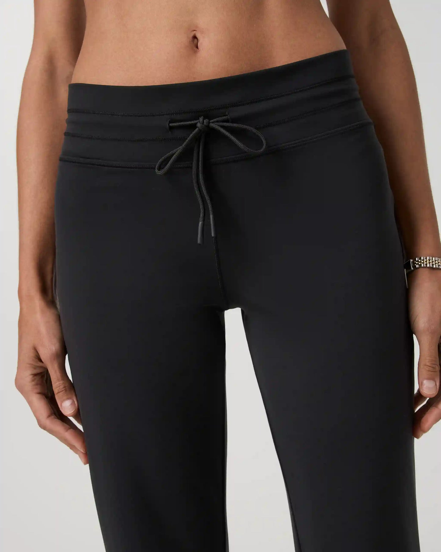 Daily Form Ankle Pant