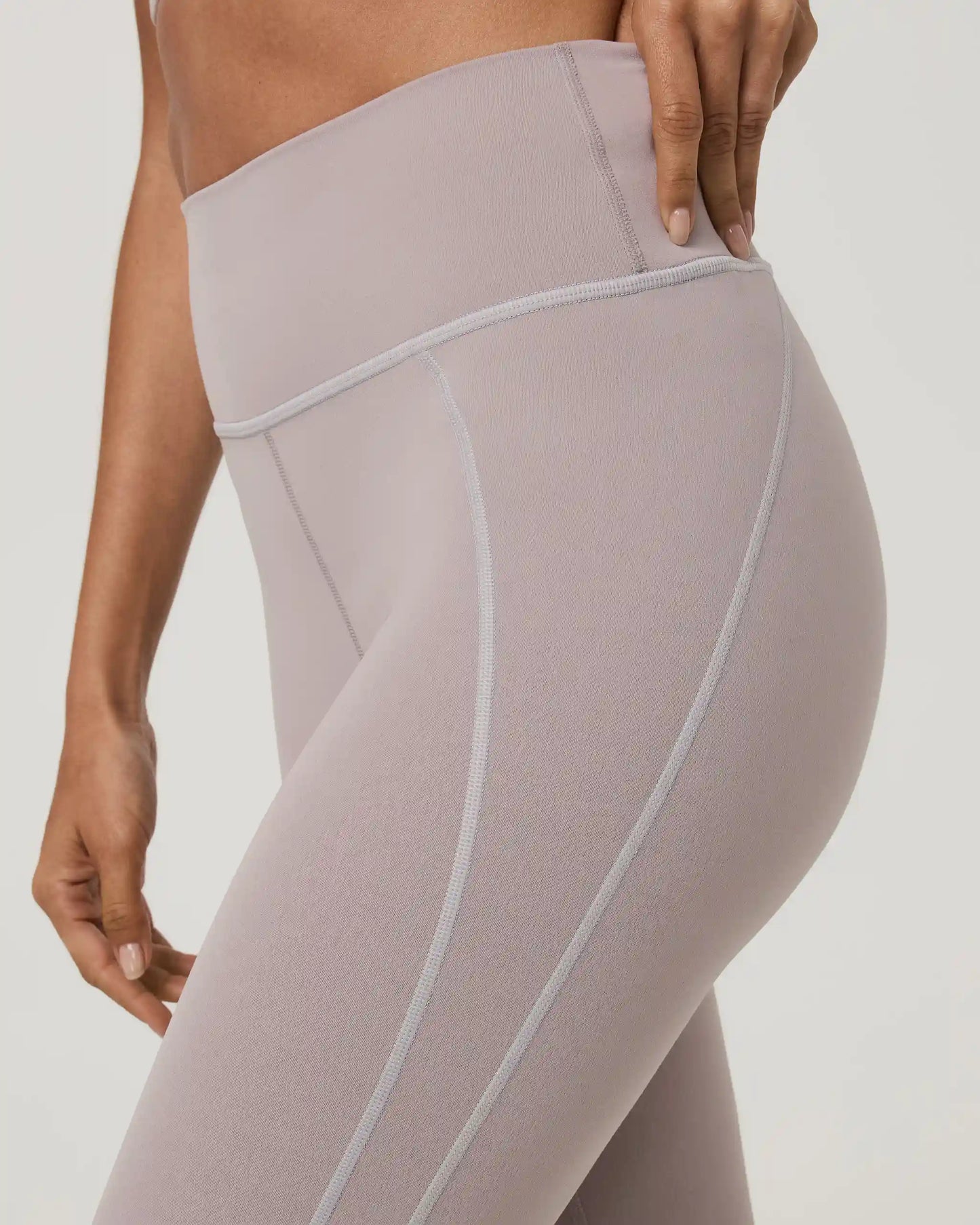 Vuori AllTheFeels™ Linework Legging