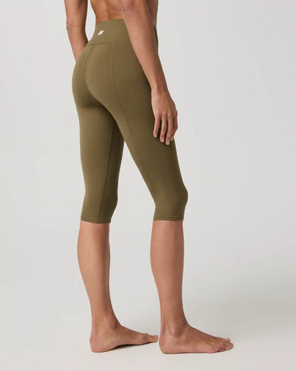 Vuori AllTheFeels™ Shirred Crop
