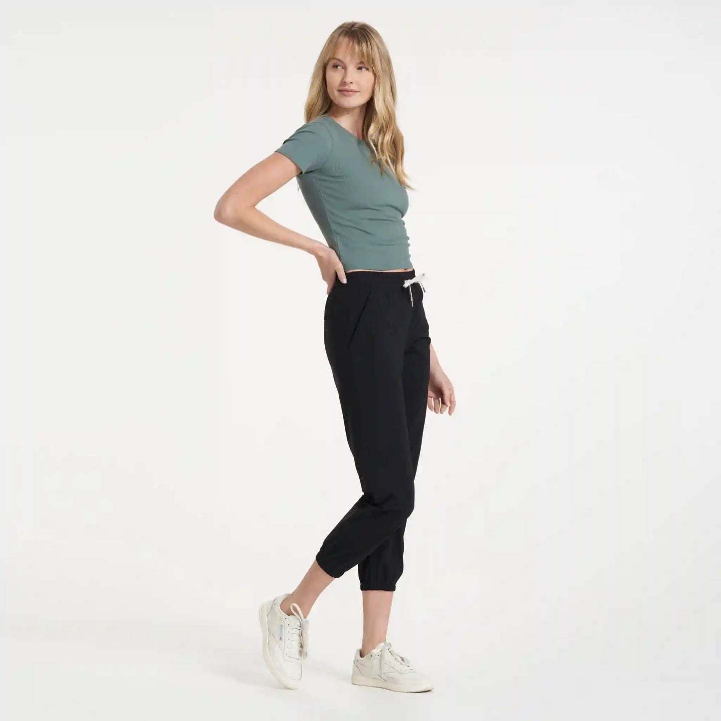 Pose Fitted Tee