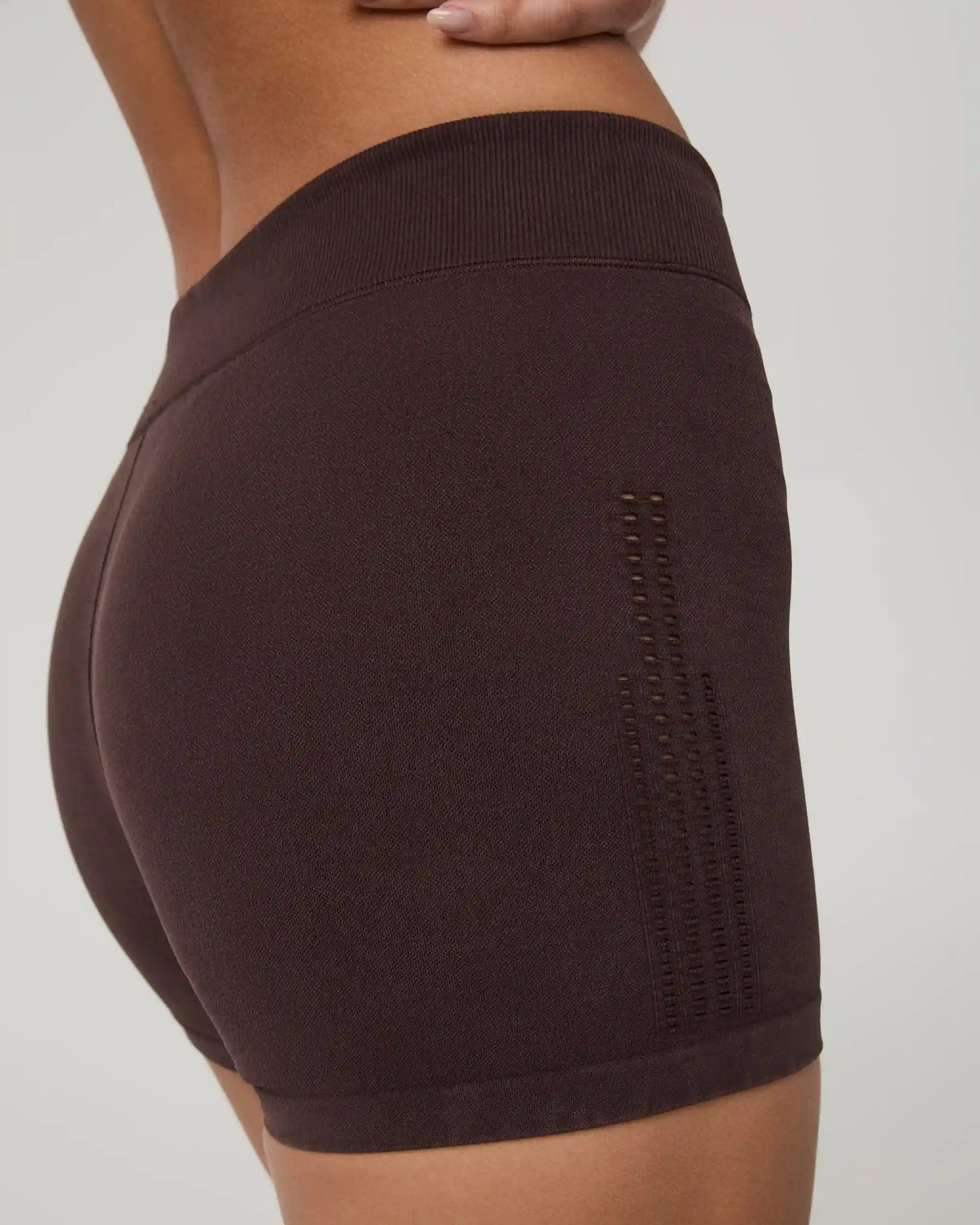 Pointelle Seamless Short 4"