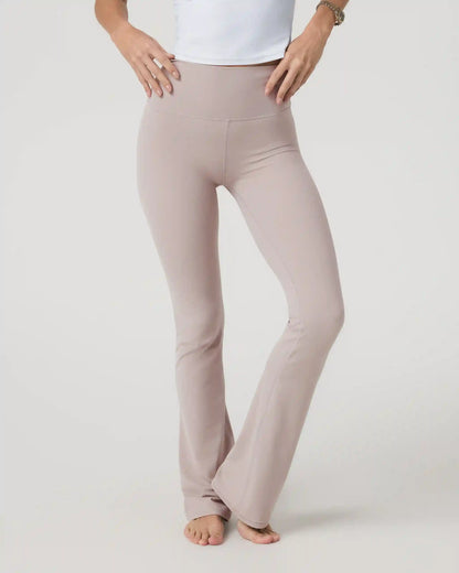 Vuori AllTheFeels™ Slim Flare