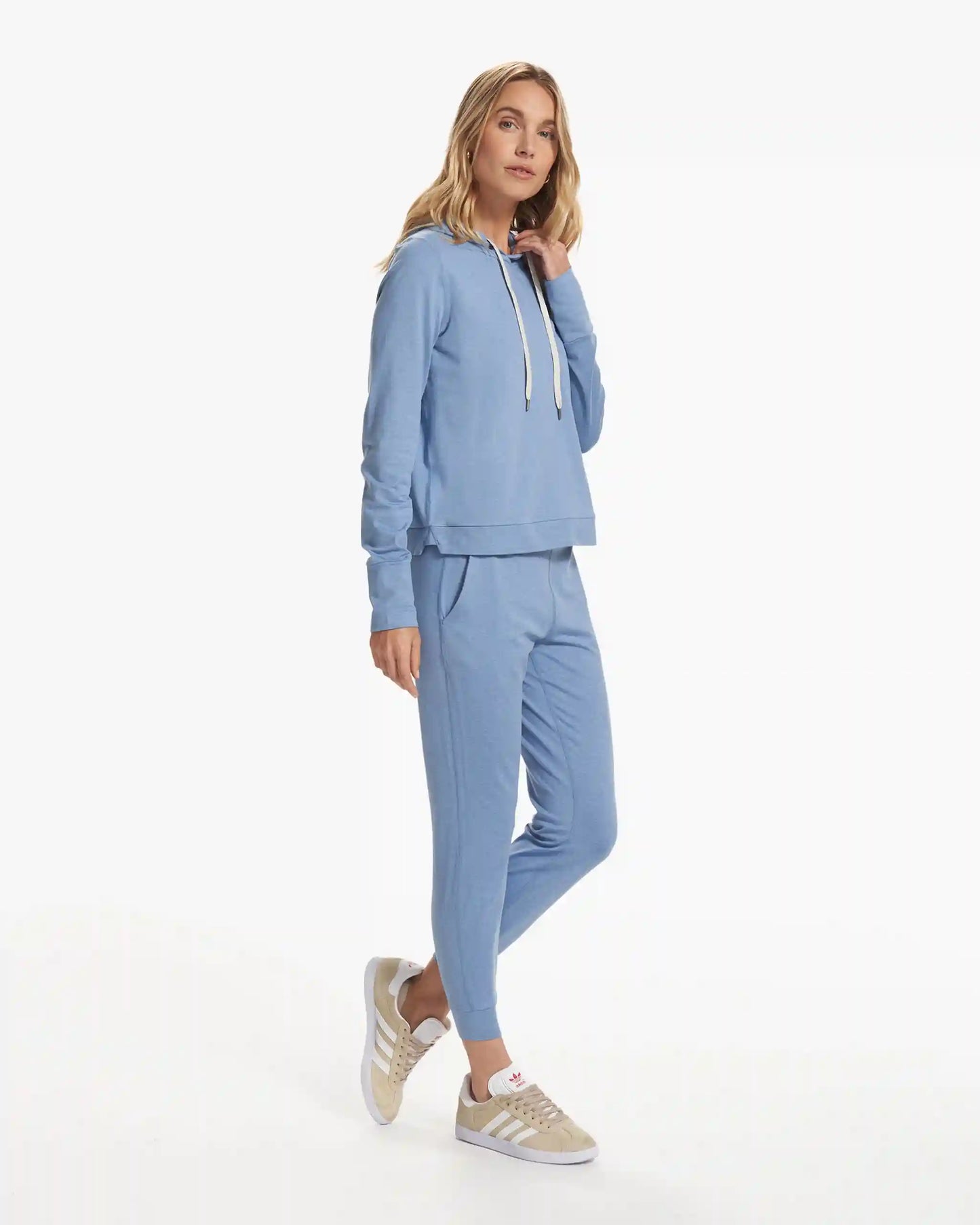 Halo Essential Hoodie