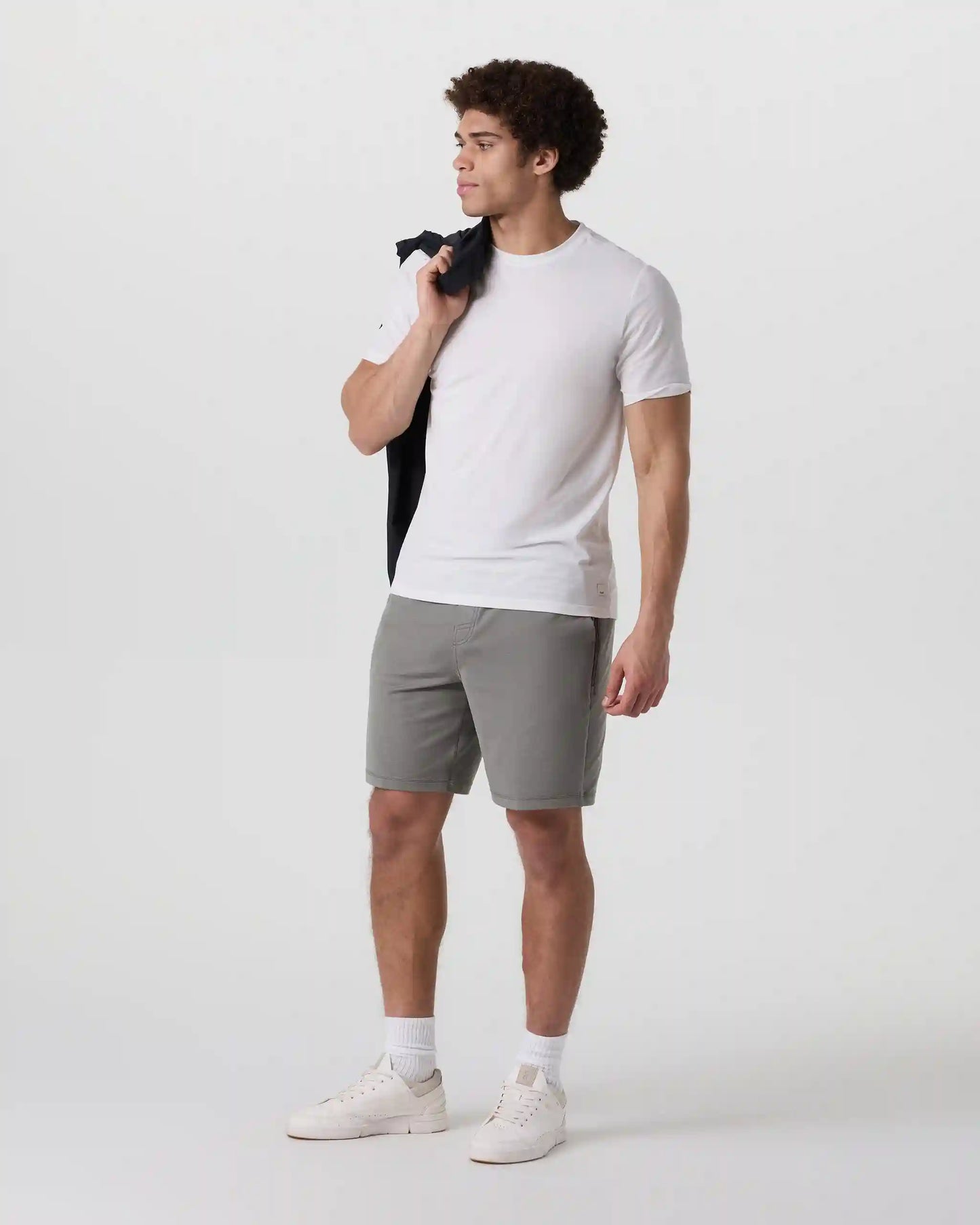 Coronado Short 8"