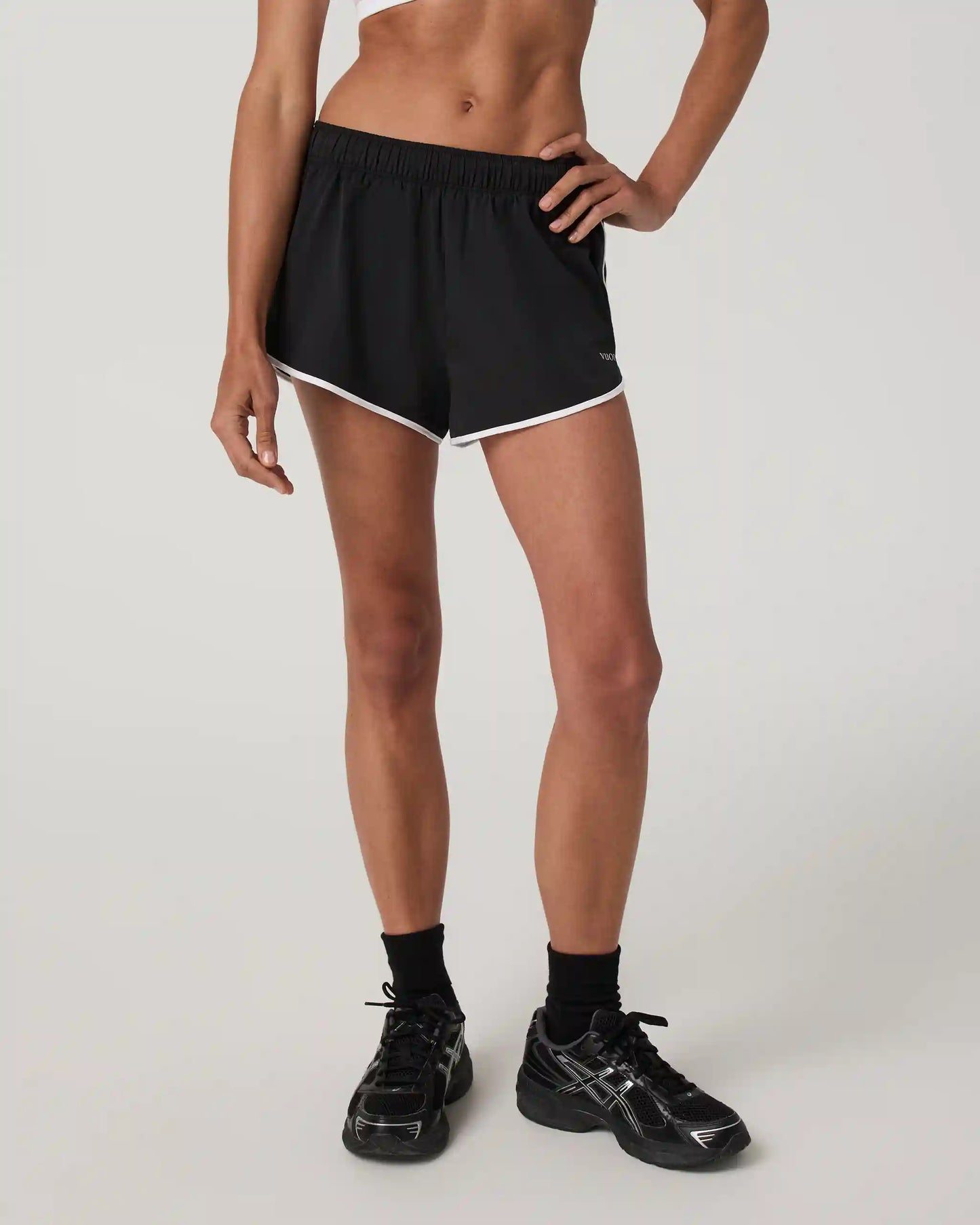 Clementine Retro Short 2.5"
