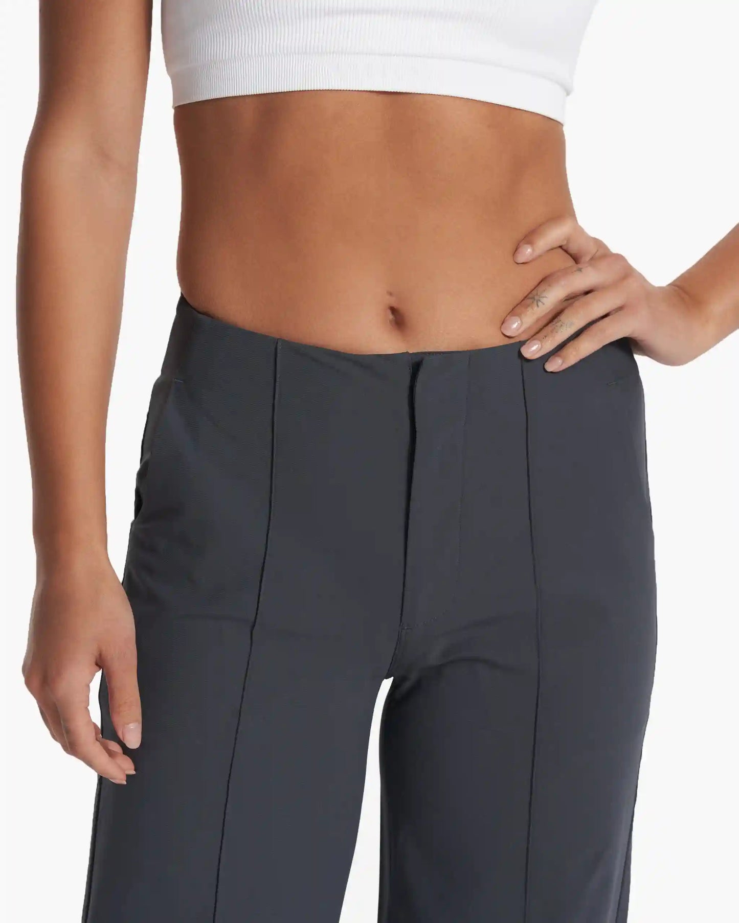 Womens Vuori Meta™ Wideleg Pant - Short
