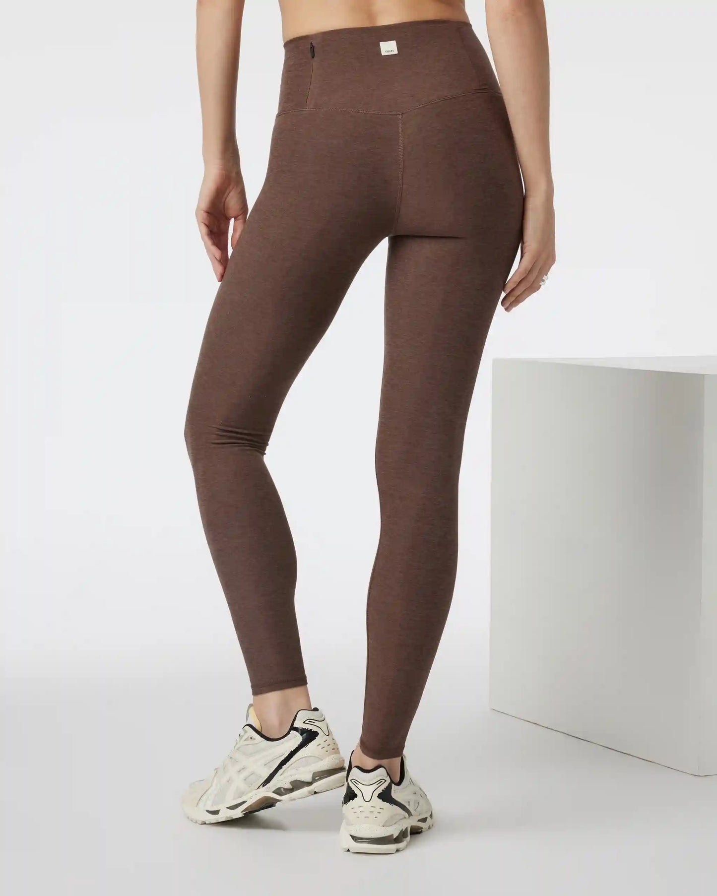 Clean Elevation Legging