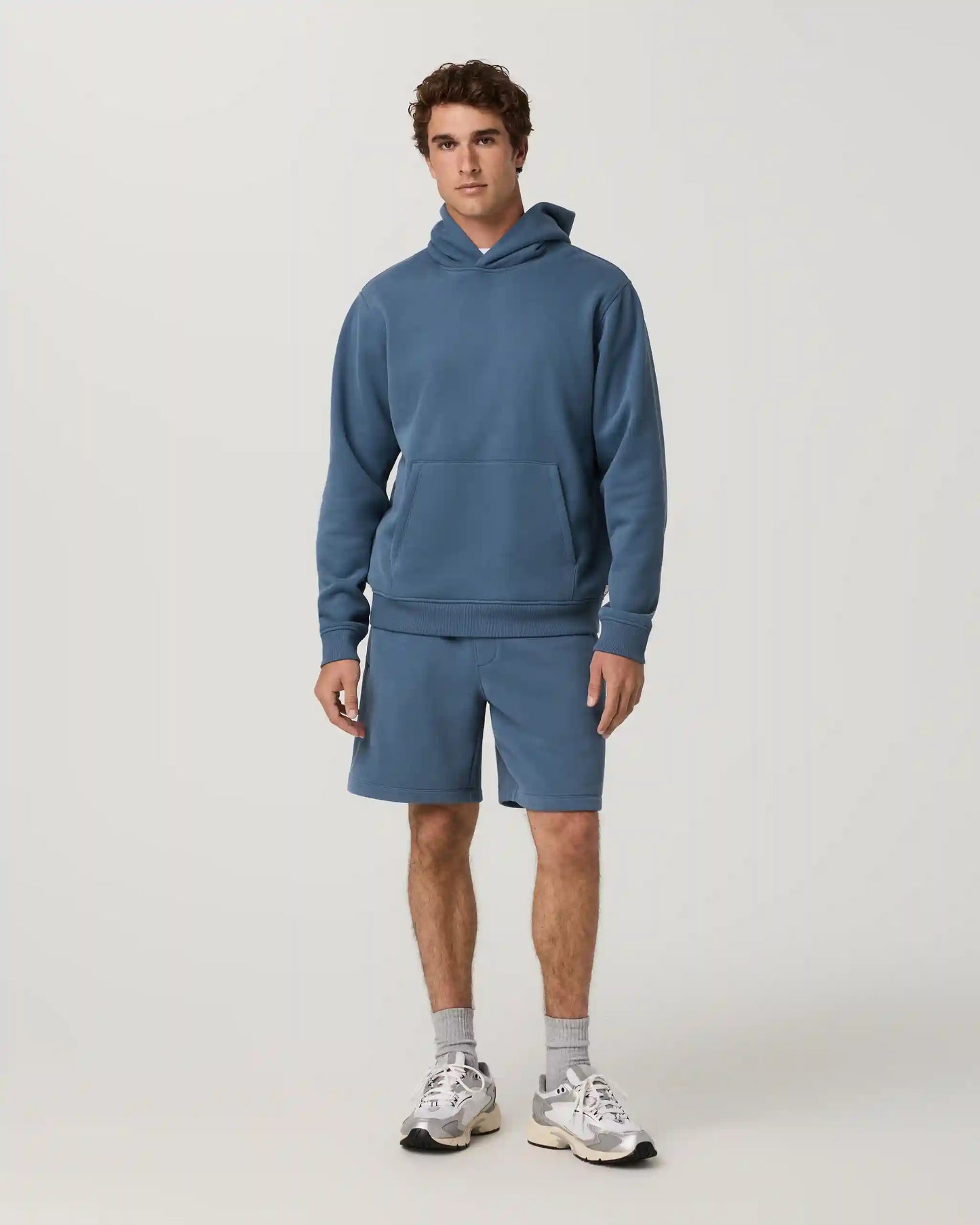 Seaside Short 8"