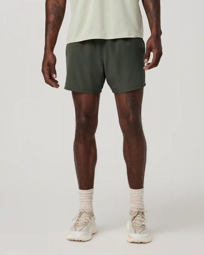 Course Short Unlined 5"