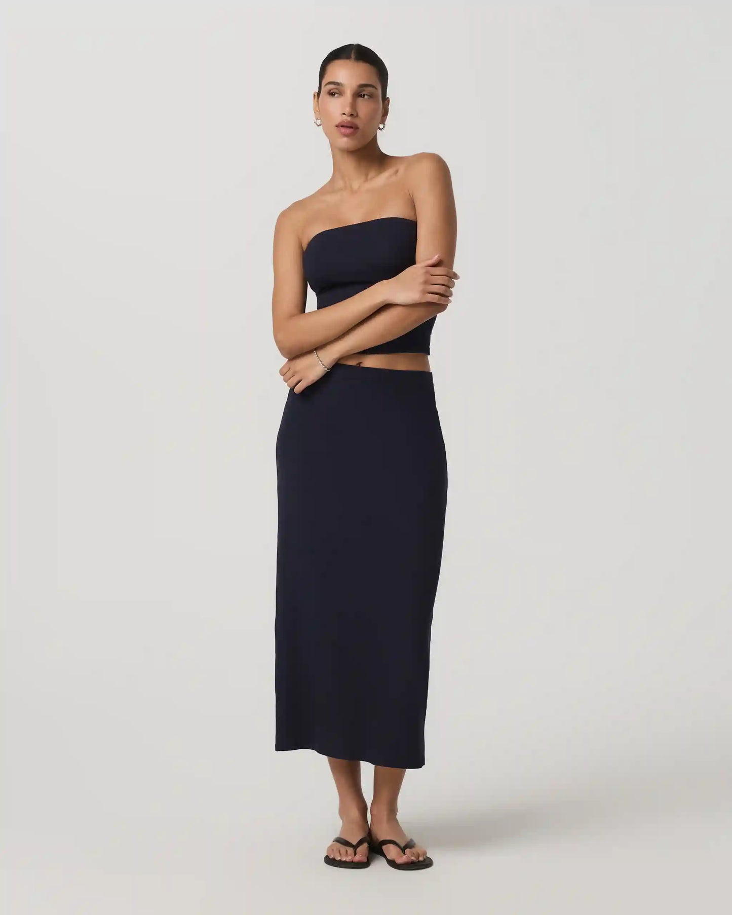Pose Column Skirt