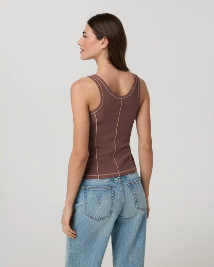 Pose Seams Tank